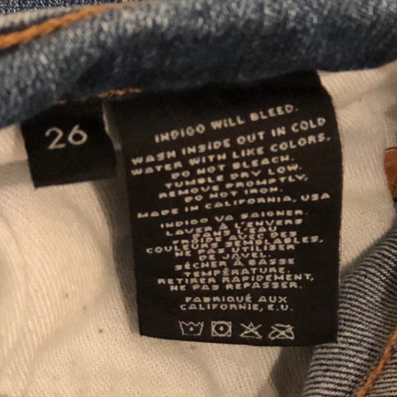 J Brand Mid Rise, Bell Bottom/Flare Jeans Size 26 - Picture 7 of 8